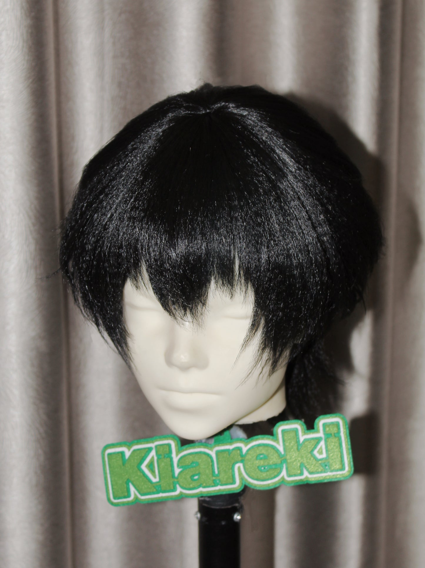 M-Shape Bangs Male Character (General)